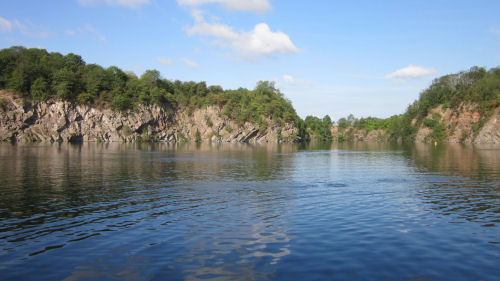 Stoney Cove in the sunshine